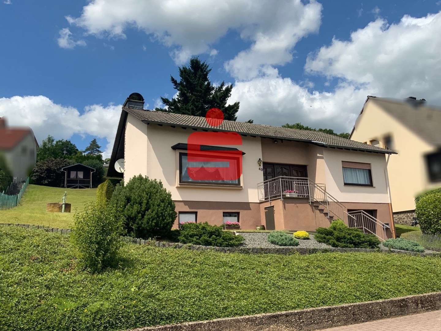 Strassenansicht - Einfamilienhaus in 54595 Prüm mit 99m² kaufen