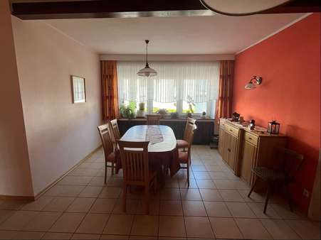 Esszimmer Esszimmer - Einfamilienhaus in 54689 Dahnen mit 258m² kaufen