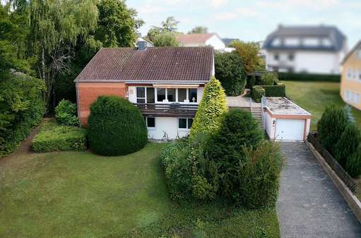 Straßenansicht - Einfamilienhaus in 54634 Bitburg mit 162m² kaufen