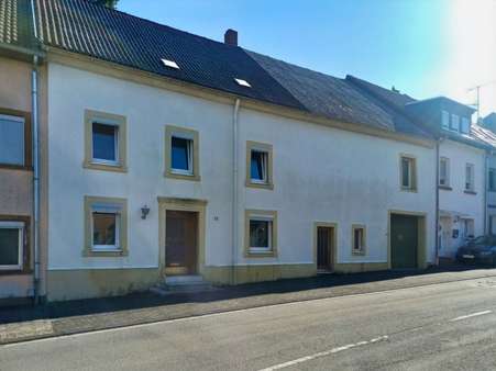 Straßenseite - Einfamilienhaus in 54662 Speicher mit 112m² kaufen