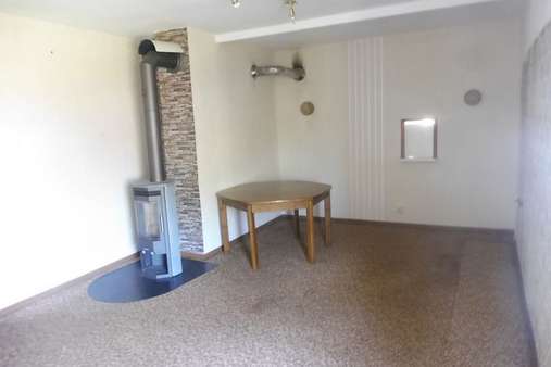 Wohnzimmer Erdgeschoss - Einfamilienhaus in 54568 Gerolstein mit 100m² kaufen