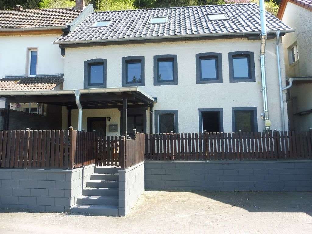 Vorderansicht - Einfamilienhaus in 54574 Birresborn mit 130m² kaufen