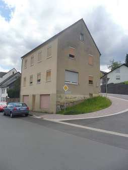 Rück-/Seitenansicht - Einfamilienhaus in 54568 Gerolstein mit 125m² kaufen