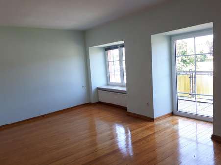 Wohnzimmer Erdgeschoss Wohnzimmer Erdgeschoss - Reihenmittelhaus in 54576 Hillesheim mit 125m² kaufen
