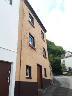 Seitenansicht Seitenansicht - Einfamilienhaus in 54568 Gerolstein mit 60m² kaufen