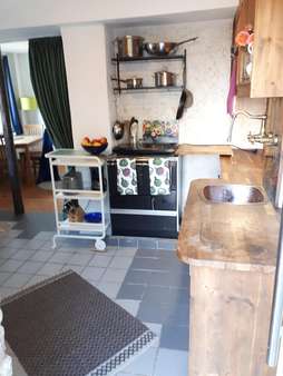 Küche im Erdgeschoss mit Durchgang Ess-/Wohnzimmer Küche im Erdgeschoss mit Durchgang Ess-/Wohnzimmer - Einfamilienhaus in 54568 Gerolstein mit 60m² kaufen