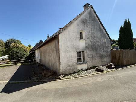 Giebelseite Giebelseite - Einfamilienhaus in 54570 Meisburg mit 81m² kaufen