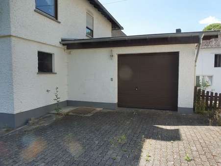 Garage mit Zufahrt - Einfamilienhaus in 54570 Mürlenbach mit 100m² kaufen