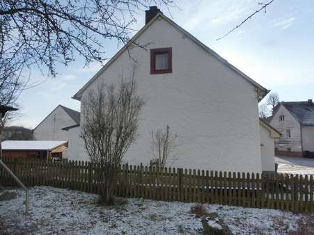 Seitenansicht - Einfamilienhaus in 54584 Gönnersdorf mit 75m² kaufen