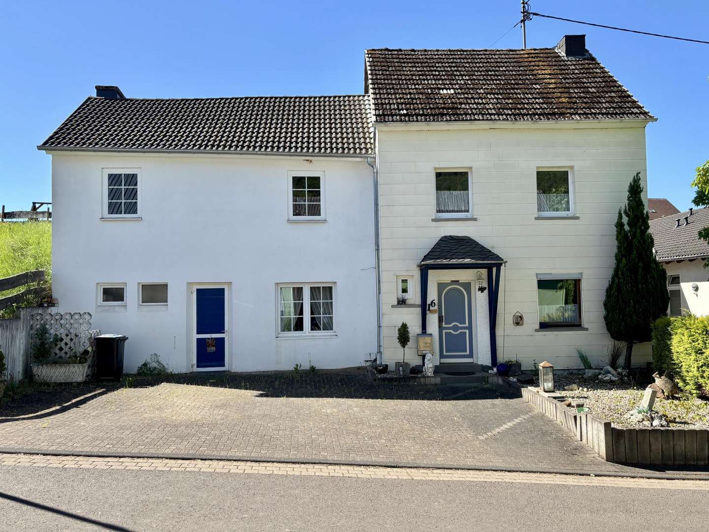 Straßenansicht - Einfamilienhaus in 54516 Flußbach mit 140m² kaufen