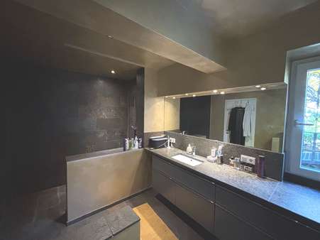 Badezimmer - Einfamilienhaus in 54295 Trier mit 248m² kaufen