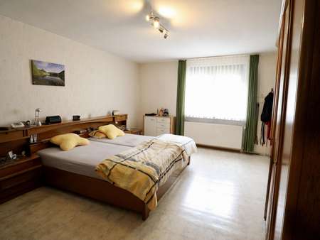 Schlafzimmer - Mehrfamilienhaus in 56812 Cochem mit 153m² kaufen