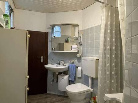 Badezimmer - Einfamilienhaus in 54470 Bernkastel-Kues mit 66m² kaufen