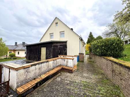 Rückansicht - Einfamilienhaus in 54497 Morbach mit 101m² kaufen