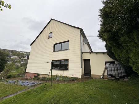Rückansicht - Einfamilienhaus in 54497 Horath mit 172m² kaufen