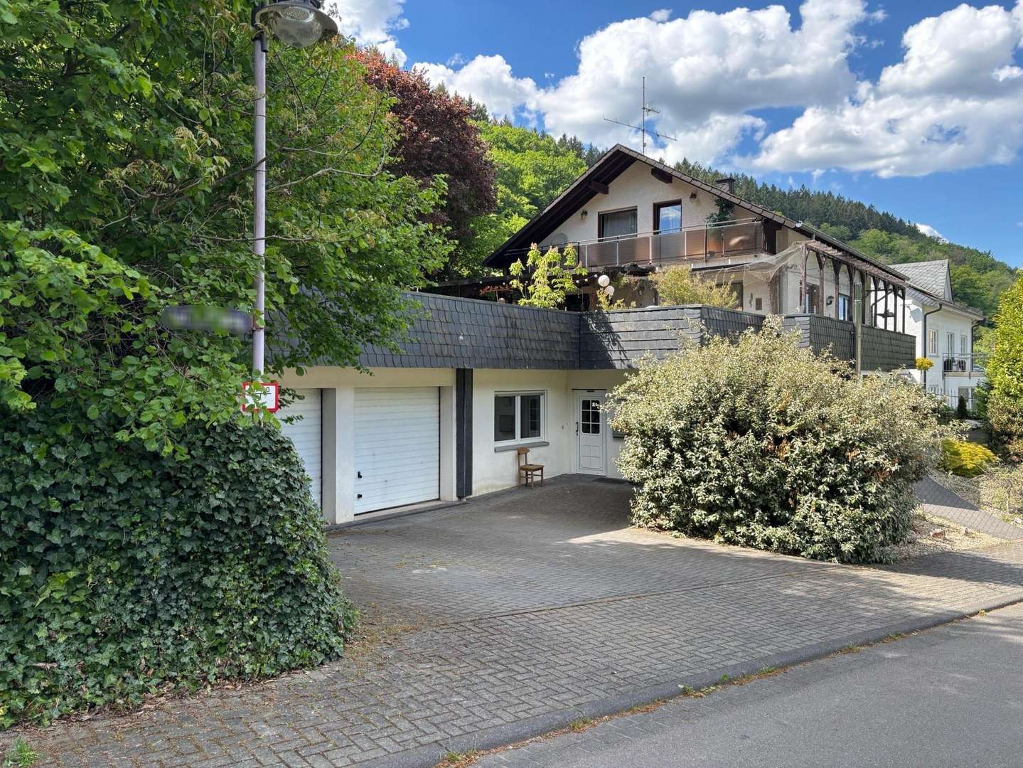 Straßenansicht Eingang ELW - Einfamilienhaus in 54317 Riveris mit 284m² kaufen