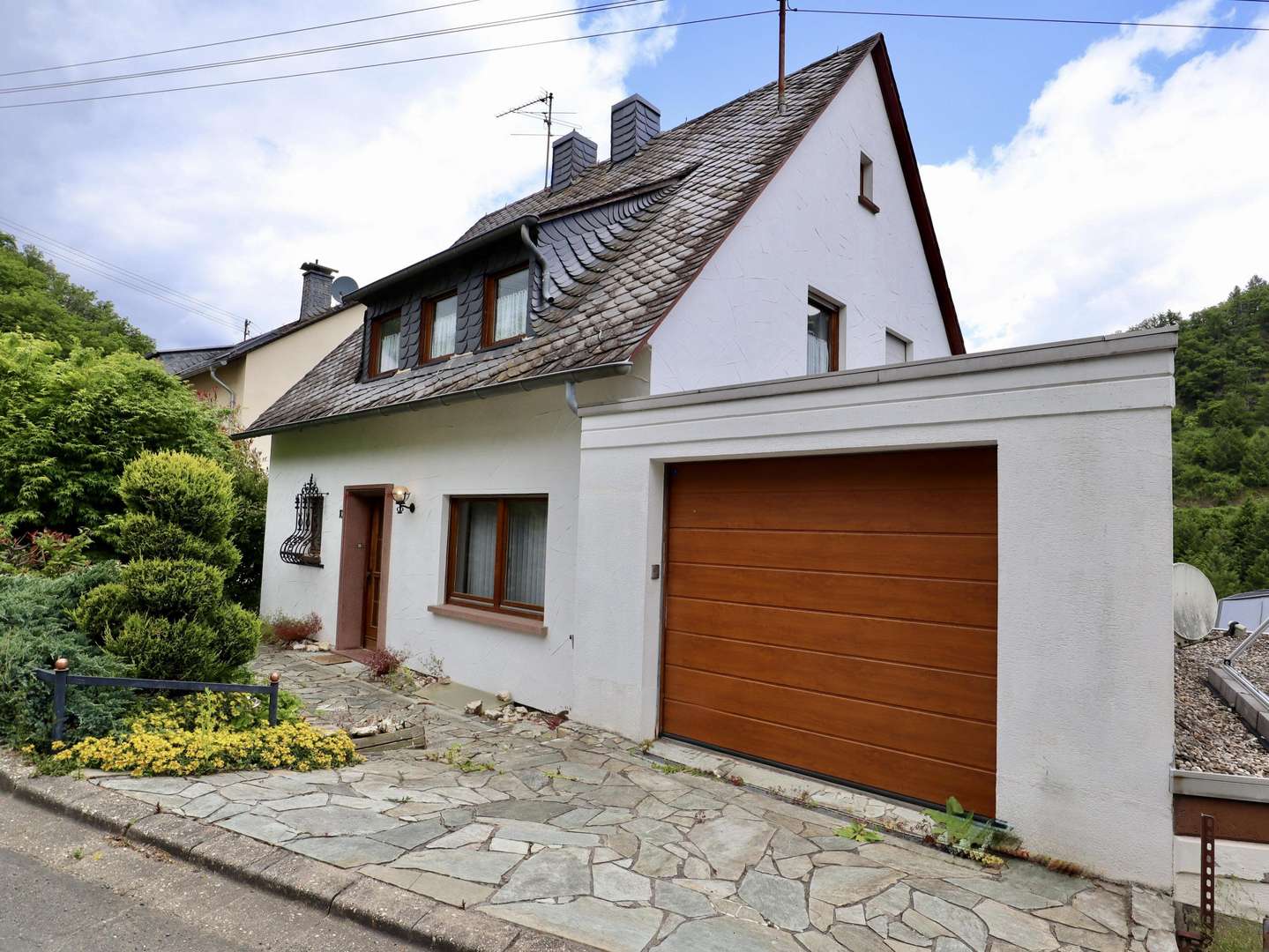 Außenansicht Außenansicht - Einfamilienhaus in 56856 Zell mit 133m² kaufen