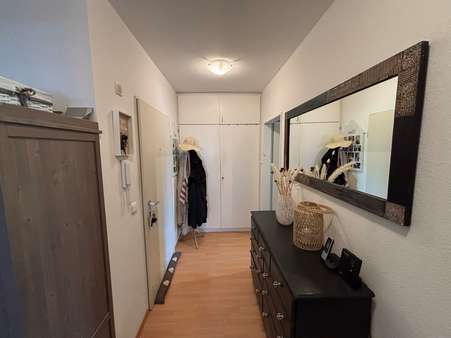 Flur Flur - Etagenwohnung in 54296 Trier mit 67m² kaufen