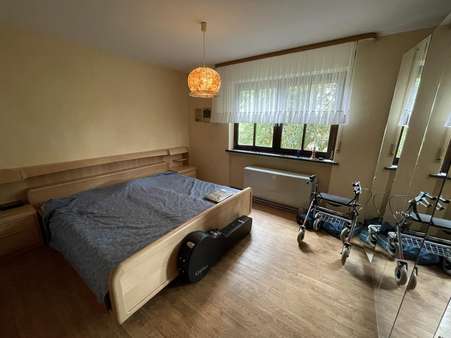 Schlafzimmer Schlafzimmer - Einfamilienhaus in 56843 Irmenach mit 174m² kaufen