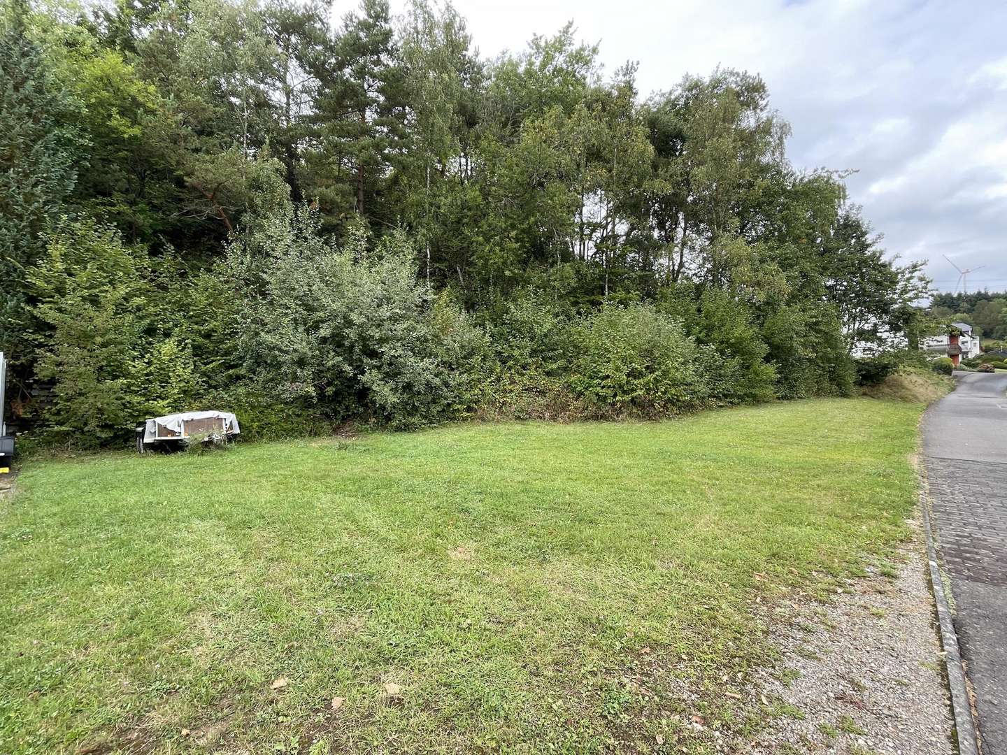 Straßenansicht 1 Straßenansicht 1 - Grundstück in 54497 Horath mit 870m² kaufen