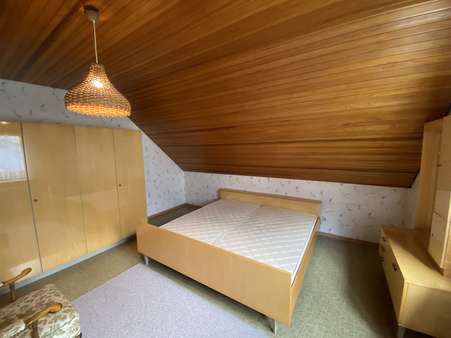 Schlafzimmer - Einfamilienhaus in 54497 Horath mit 121m² kaufen