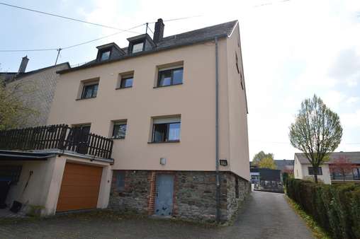 Hausrückseite - Mehrfamilienhaus in 54497 Morbach mit 218m² kaufen