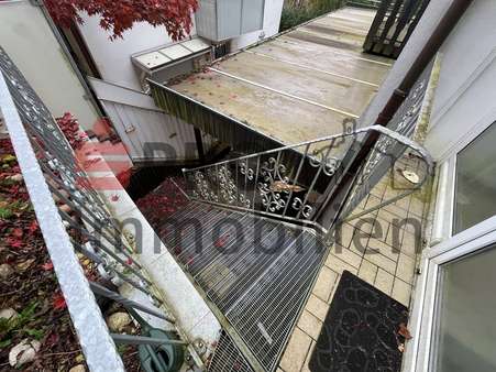 Außentreppe Außentreppe - Doppelhaushälfte in 66352 Großrosseln mit 103m² kaufen