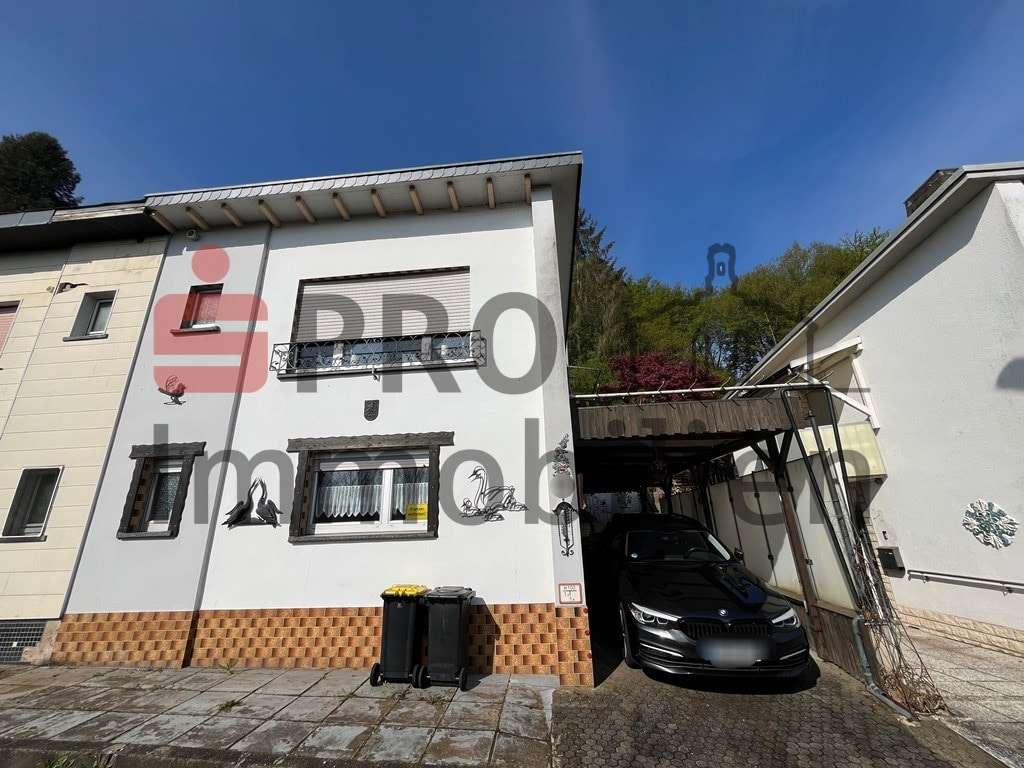 Vorderansicht Vorderansicht - Doppelhaushälfte in 66352 Großrosseln mit 103m² kaufen