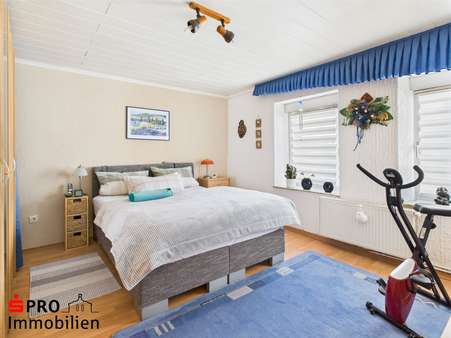 Schlafzimmer - Einfamilienhaus in 66352 Großrosseln mit 85m² kaufen