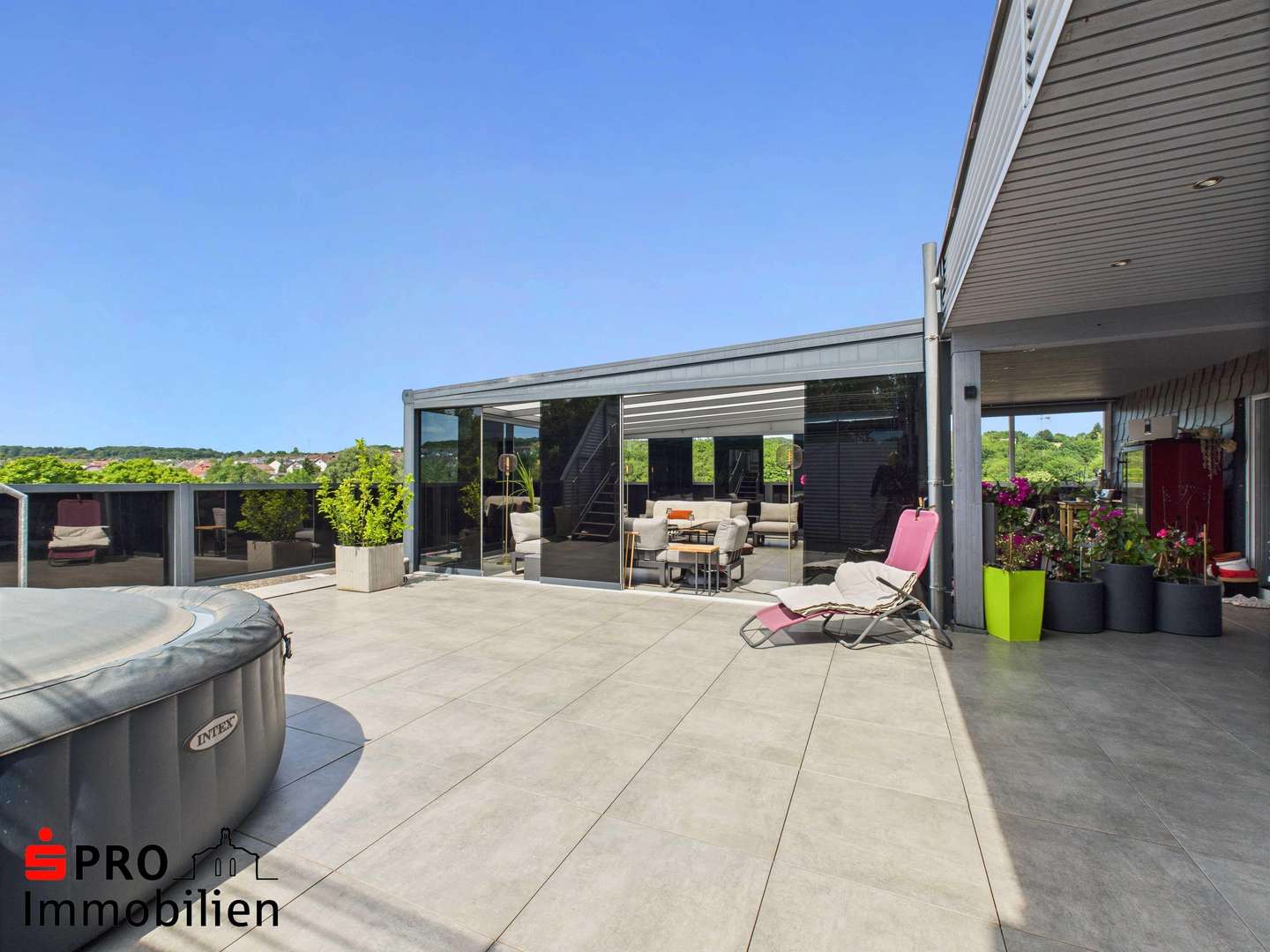 Terrasse Terrasse - Penthouse-Wohnung in 66346 Püttlingen mit 632m² kaufen
