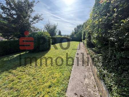 Garten mit Weg - Einfamilienhaus in 66333 Völklingen mit 300m² kaufen