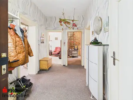 charaktervolle Gründerzeit-Villa mit großem Garten!