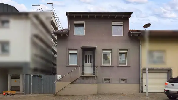 Einfamilienhaus in zentraler Lage !