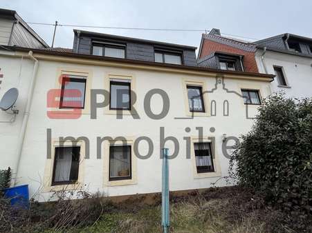 Außenansicht Außenansicht - Reihenmittelhaus in 66280 Sulzbach mit 115m² kaufen