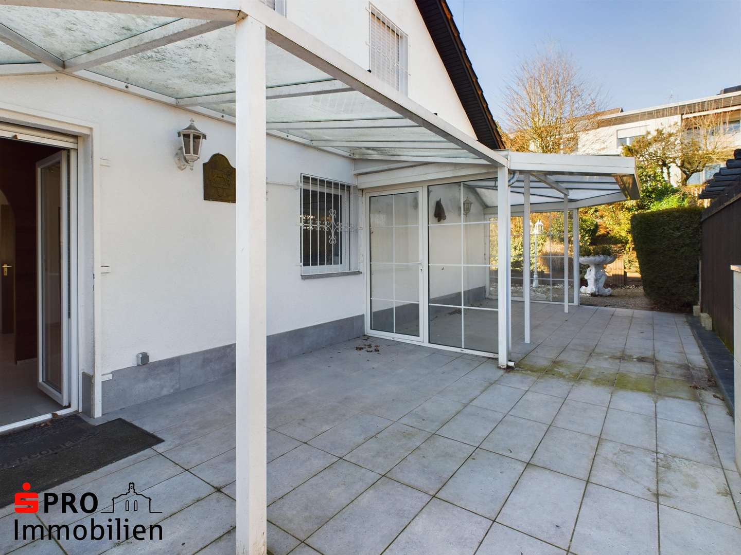 Terrasse - Einfamilienhaus in 66121 Saarbrücken mit 276m² kaufen