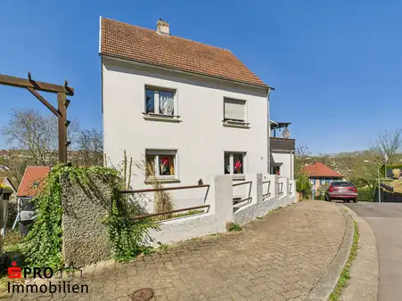 NEUER PREIS! Zweifamilienhaus in bevorzugter Lage
