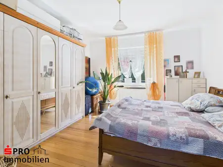 NEUER PREIS! Zweifamilienhaus in bevorzugter Lage