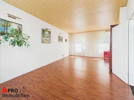 Zimmer - Mehrfamilienhaus in 66125 Saarbrücken mit 153m² kaufen