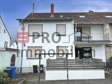 Rückansicht - Zweifamilienhaus in 66271 Kleinblittersdorf mit 211m² kaufen