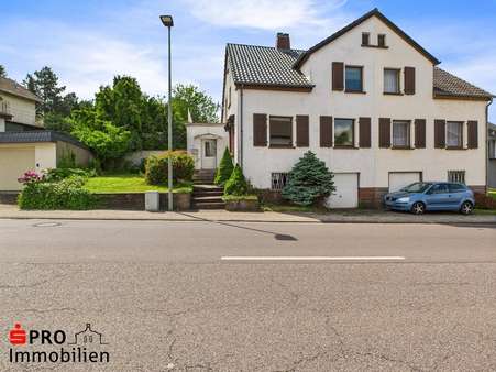Außenansicht - Doppelhaushälfte in 66265 Heusweiler mit 120m² kaufen