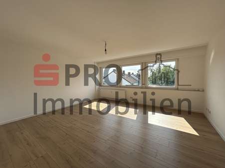 Wohnzimmer Wohnzimmer - Appartement in 66111 Saarbrücken mit 71m² als Kapitalanlage kaufen
