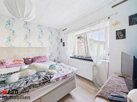 Kinderzimmer Erdgeschoss - Zweifamilienhaus in 66606 St. Wendel mit 146m² kaufen