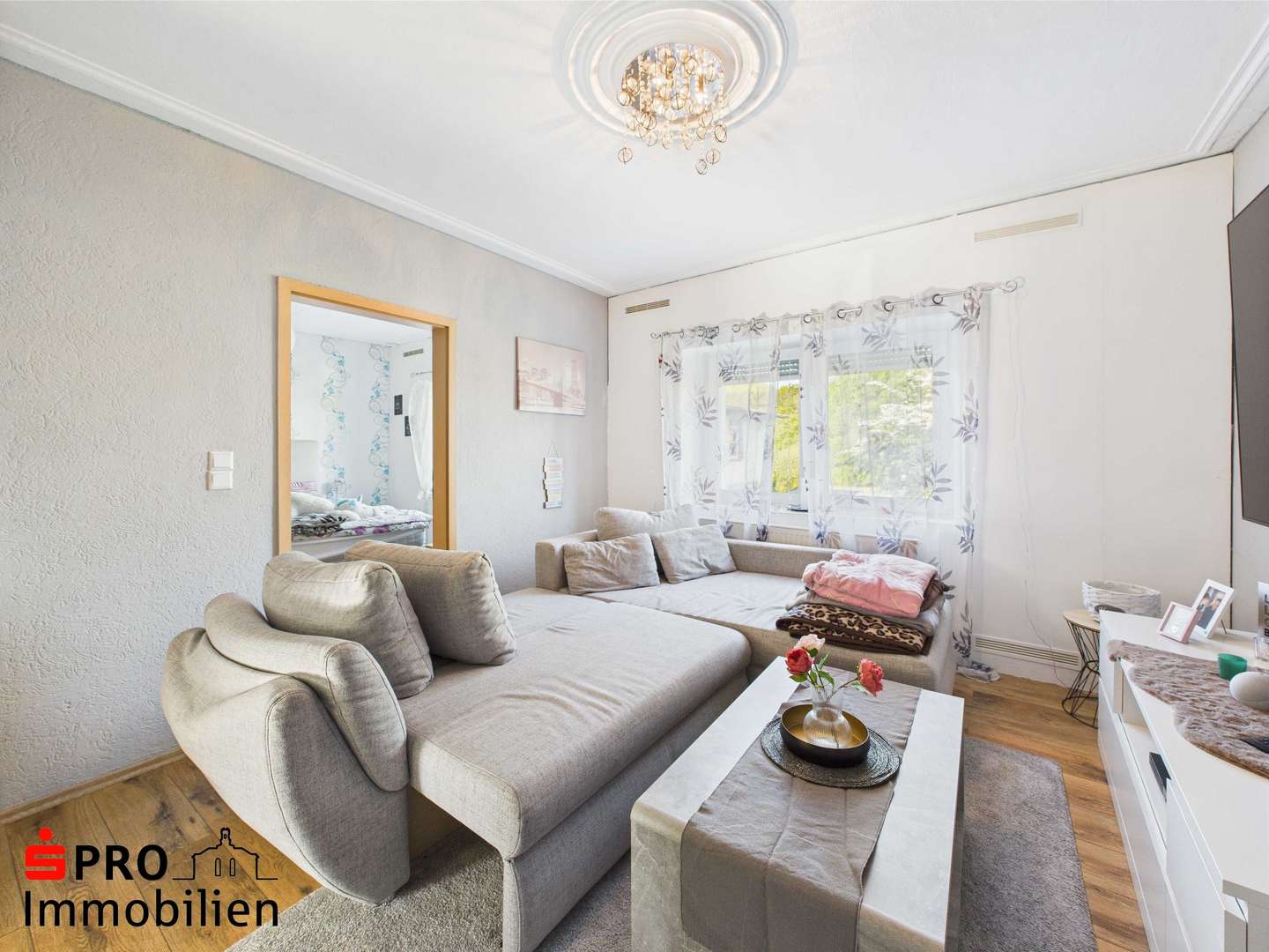 Wohnzimmer Erdgeschoss - Zweifamilienhaus in 66606 St. Wendel mit 146m² kaufen