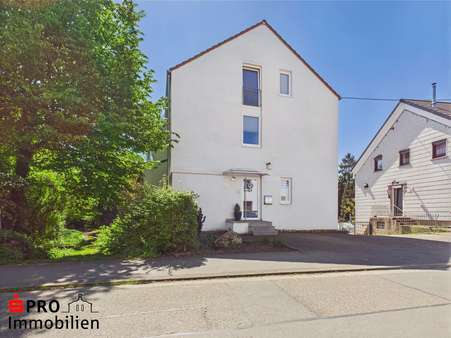 Außenansicht - Zweifamilienhaus in 66271 Kleinblittersdorf mit 218m² kaufen