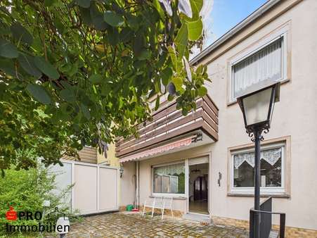 Terrasse Terrasse - Reihenmittelhaus in 66292 Riegelsberg mit 114m² kaufen
