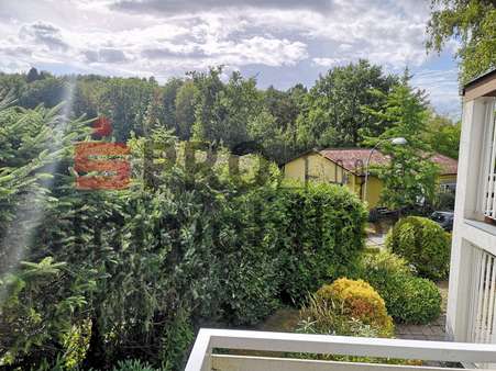 Blick von Terrasse - Einfamilienhaus in 66125 Saarbrücken mit 151m² kaufen