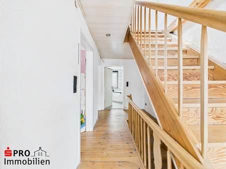 Treppenhaus Treppenhaus - Reihenmittelhaus in 66386 St. Ingbert mit 120m² kaufen