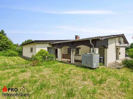 Rückansicht Rückansicht - Zweifamilienhaus in 66280 Sulzbach mit 173m² kaufen