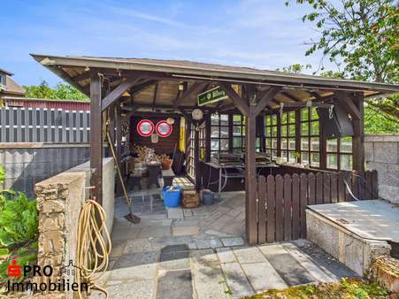 Überdachter Freisitz Überdachter Freisitz - Zweifamilienhaus in 66280 Sulzbach, Altenwald mit 116m² kaufen