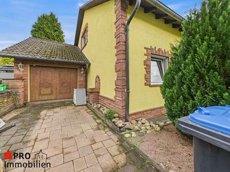 Garage - Zweifamilienhaus in 66333 Völklingen mit 164m² kaufen
